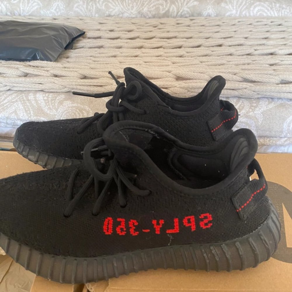 Black/Red Yeezy